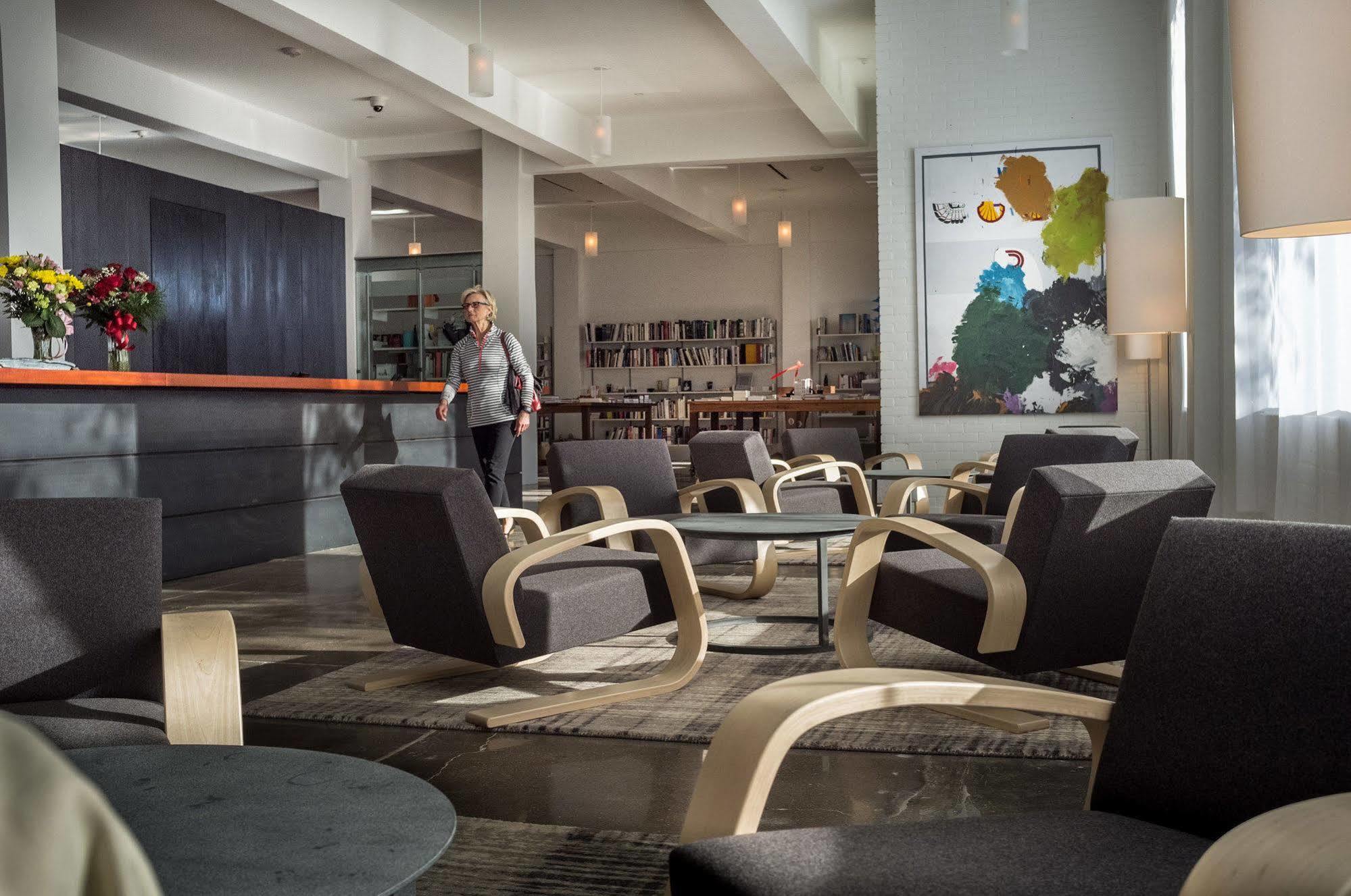 Hotel Saint George Marfa Exterior photo